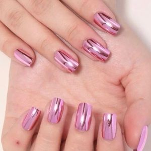 🆕 Metallic Pink Press On Nails